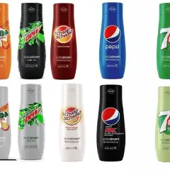 Butelki z syropami SodaStream: Mirinda, Mountain Dew, Schwip Schwap, Pepsi, 7UP w różnych smakach i wersjach.