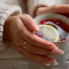5 herbat na gorączkę: Naturalne wsparcie dla Twojego zdrowia